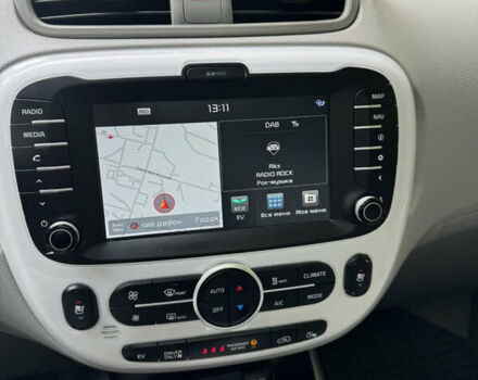 Серый Киа Soul EV, объемом двигателя 0 л и пробегом 158 тыс. км за 9900 $, фото 10 на Automoto.ua
