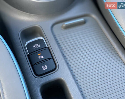 Серый Киа Soul EV, объемом двигателя 0 л и пробегом 113 тыс. км за 10700 $, фото 23 на Automoto.ua