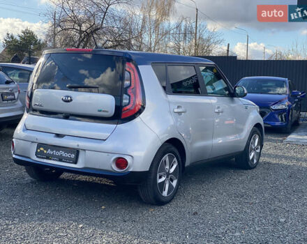 Серый Киа Soul EV, объемом двигателя 0 л и пробегом 113 тыс. км за 10700 $, фото 13 на Automoto.ua