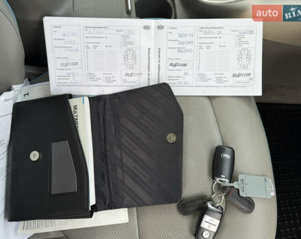 Серый Киа Soul EV, объемом двигателя 0 л и пробегом 104 тыс. км за 10499 $, фото 48 на Automoto.ua