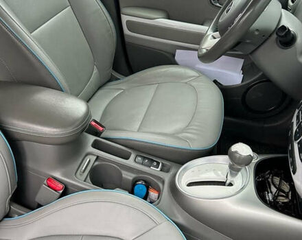 Киа Soul EV 2018 в Луцке на Automoto.ua Серый Киа Soul EV, объемом двигателя 0 л и пробегом 131 тыс. км за 11200 $, фото 5 на Automoto.ua