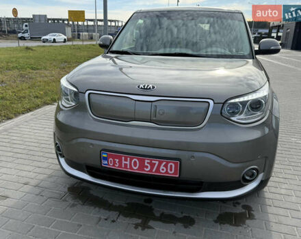 Серый Киа Soul EV, объемом двигателя 0 л и пробегом 104 тыс. км за 10499 $, фото 1 на Automoto.ua