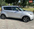 Серый Киа Soul EV, объемом двигателя 0 л и пробегом 111 тыс. км за 10555 $, фото 2 на Automoto.ua