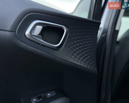 Киа Soul EV 2020 в Луцке на Automoto.ua Серый Киа Soul EV, объемом двигателя 0 л и пробегом 47 тыс. км за 20990 $, фото 26 на Automoto.ua