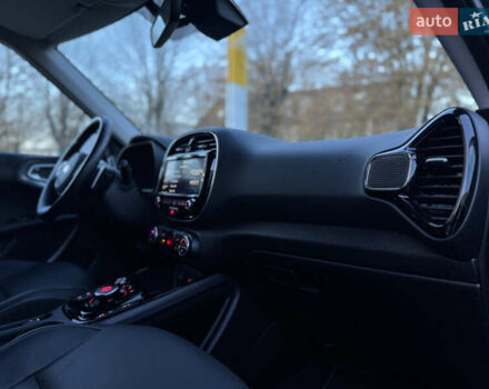 Киа Soul EV 2020 в Луцке на Automoto.ua Серый Киа Soul EV, объемом двигателя 0 л и пробегом 47 тыс. км за 20990 $, фото 28 на Automoto.ua
