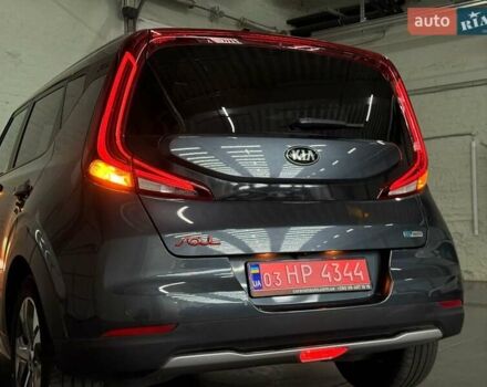 Кіа Soul EV 2020 у Луцьку на Automoto.ua Сірий Кіа Soul EV, об'ємом двигуна 0 л та пробігом 75 тис. км за 19655 $, фото 5 на Automoto.ua
