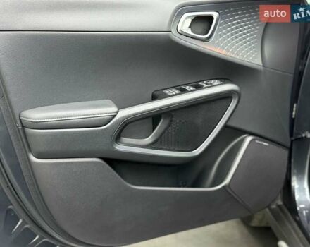 Кіа Soul EV 2020 у Луцьку на Automoto.ua Сірий Кіа Soul EV, об'ємом двигуна 0 л та пробігом 75 тис. км за 19655 $, фото 12 на Automoto.ua