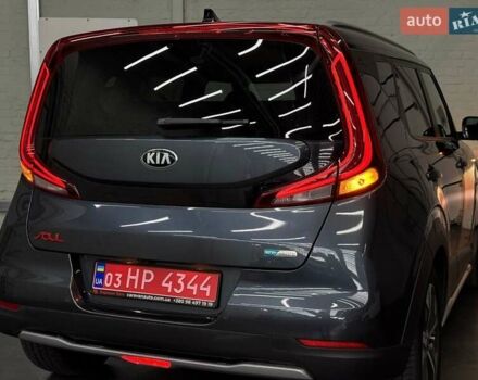 Кіа Soul EV 2020 у Луцьку на Automoto.ua Сірий Кіа Soul EV, об'ємом двигуна 0 л та пробігом 75 тис. км за 19655 $, фото 7 на Automoto.ua