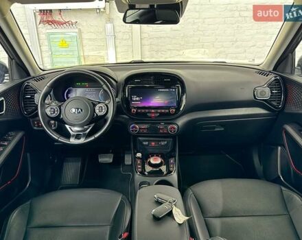 Кіа Soul EV 2020 у Луцьку на Automoto.ua Сірий Кіа Soul EV, об'ємом двигуна 0 л та пробігом 75 тис. км за 19655 $, фото 18 на Automoto.ua