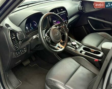 Кіа Soul EV 2020 у Луцьку на Automoto.ua Сірий Кіа Soul EV, об'ємом двигуна 0 л та пробігом 75 тис. км за 19655 $, фото 15 на Automoto.ua