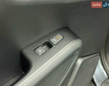 Кіа Soul EV 2020 у Луцьку на Automoto.ua Сірий Кіа Soul EV, об'ємом двигуна 0 л та пробігом 75 тис. км за 19655 $, фото 34 на Automoto.ua