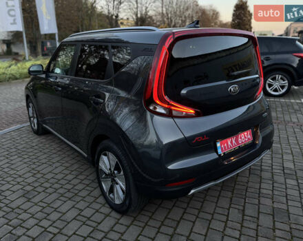Киа Soul EV 2020 в Луцке на Automoto.ua Серый Киа Soul EV, объемом двигателя 0 л и пробегом 47 тыс. км за 20990 $, фото 3 на Automoto.ua