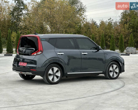 Серый Киа Soul EV, объемом двигателя 0 л и пробегом 128 тыс. км за 16500 $, фото 17 на Automoto.ua