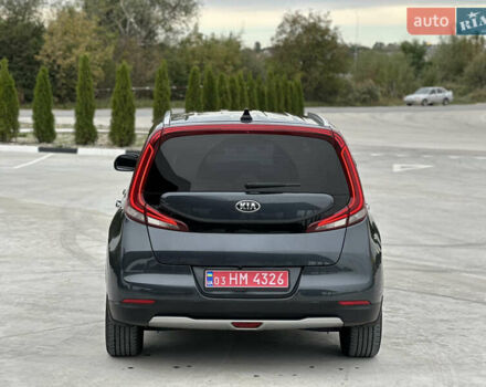 Серый Киа Soul EV, объемом двигателя 0 л и пробегом 128 тыс. км за 16500 $, фото 15 на Automoto.ua