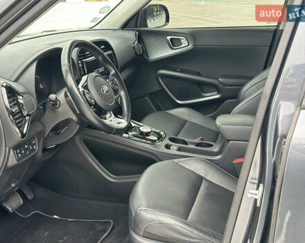 Серый Киа Soul EV, объемом двигателя 0 л и пробегом 128 тыс. км за 16500 $, фото 23 на Automoto.ua