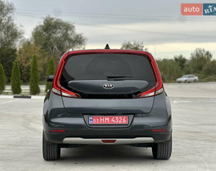 Серый Киа Soul EV, объемом двигателя 0 л и пробегом 128 тыс. км за 16500 $, фото 14 на Automoto.ua