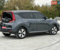 Серый Киа Soul EV, объемом двигателя 0 л и пробегом 128 тыс. км за 16500 $, фото 18 на Automoto.ua