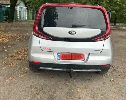 Серый Киа Soul EV, объемом двигателя 0 л и пробегом 160 тыс. км за 16500 $, фото 11 на Automoto.ua