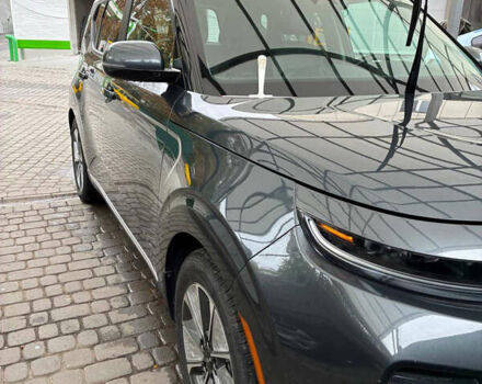 Киа Soul EV 2023 в Львове на Automoto.ua Серый Киа Soul EV, объемом двигателя 0 л и пробегом 32 тыс. км за 21500 $, фото 1 на Automoto.ua