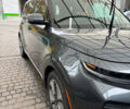 Киа Soul EV 2023 в Львове на Automoto.ua Серый Киа Soul EV, объемом двигателя 0 л и пробегом 32 тыс. км за 21500 $, фото 1 на Automoto.ua