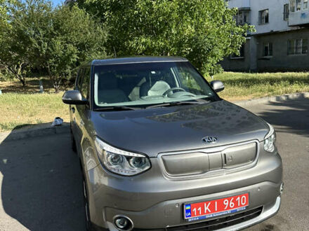 Серый Киа Soul EV, объемом двигателя 0 л и пробегом 110 тыс. км за 7200 $, фото 1 на Automoto.ua