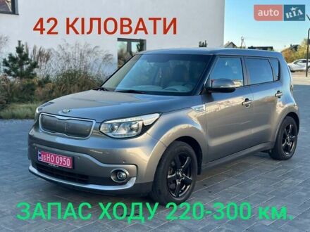 Серый Киа Soul EV, объемом двигателя 0 л и пробегом 160 тыс. км за 9699 $, фото 1 на Automoto.ua