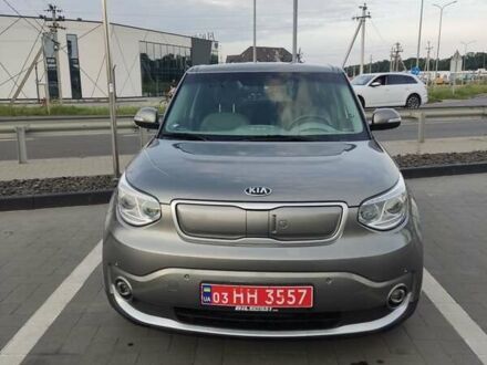 Кіа Soul EV 2015 у Луцьку на Automoto.ua Сірий Кіа Soul EV, об'ємом двигуна 0 л та пробігом 151 тис. км за 9999 $, фото 1 на Automoto.ua