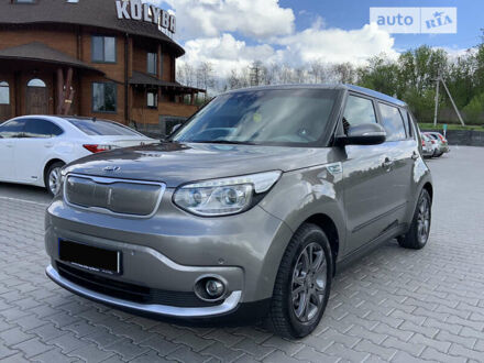 Серый Киа Soul EV, объемом двигателя 0 л и пробегом 78 тыс. км за 8900 $, фото 1 на Automoto.ua