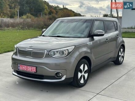 Серый Киа Soul EV, объемом двигателя 0 л и пробегом 165 тыс. км за 8899 $, фото 1 на Automoto.ua