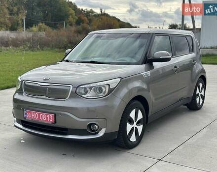 Серый Киа Soul EV, объемом двигателя 0 л и пробегом 165 тыс. км за 8899 $, фото 1 на Automoto.ua