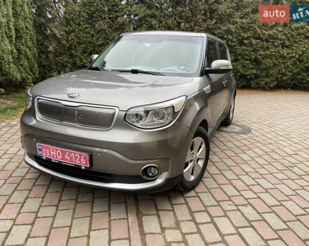 Серый Киа Soul EV, объемом двигателя 0 л и пробегом 168 тыс. км за 9800 $, фото 1 на Automoto.ua
