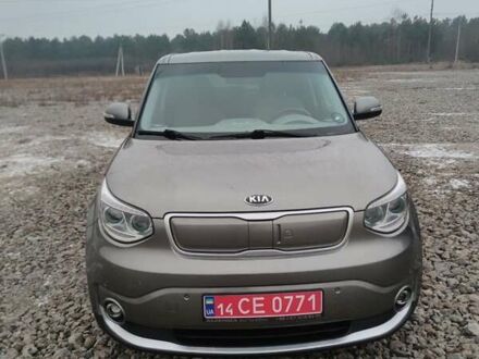 Серый Киа Soul EV, объемом двигателя 0 л и пробегом 112 тыс. км за 7600 $, фото 1 на Automoto.ua