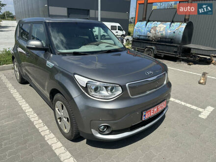 Киа Soul EV 2015 в Львове на Automoto.ua Серый Киа Soul EV, объемом двигателя 0 л и пробегом 130 тыс. км за 6400 $, фото 1 на Automoto.ua