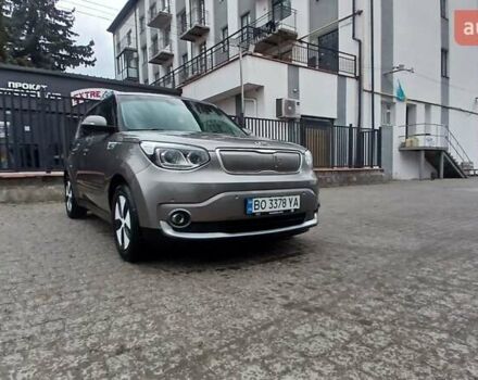 Серый Киа Soul EV, объемом двигателя 0 л и пробегом 110 тыс. км за 6400 $, фото 1 на Automoto.ua
