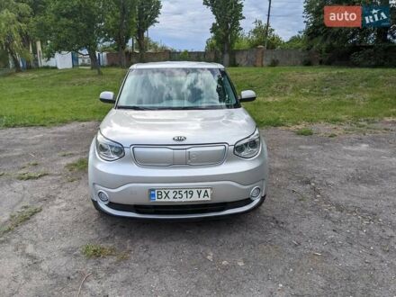 Киа Soul EV 2016 в Прилуках на Automoto.ua Серый Киа Soul EV, объемом двигателя 0 л и пробегом 105 тыс. км за 9999 $, фото 1 на Automoto.ua
