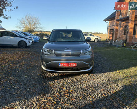 Серый Киа Soul EV, объемом двигателя 0 л и пробегом 99 тыс. км за 6100 $, фото 1 на Automoto.ua