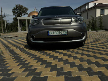 Серый Киа Soul EV, объемом двигателя 0 л и пробегом 127 тыс. км за 9300 $, фото 1 на Automoto.ua