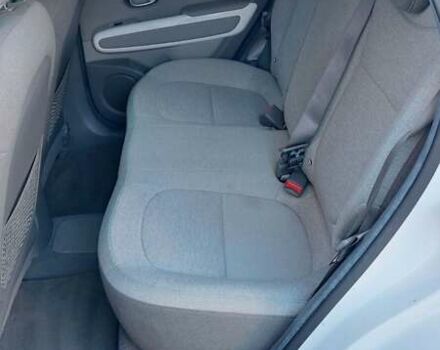 Синій Кіа Soul EV, об'ємом двигуна 0 л та пробігом 97 тис. км за 5250 $, фото 18 на Automoto.ua