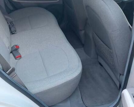 Синій Кіа Soul EV, об'ємом двигуна 0 л та пробігом 97 тис. км за 5250 $, фото 15 на Automoto.ua