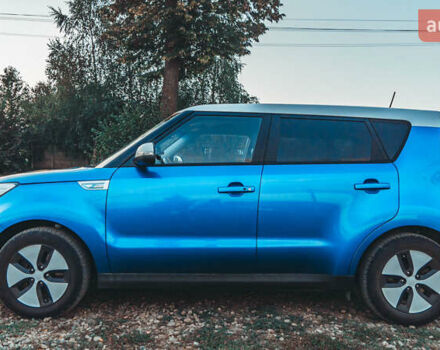 Синий Киа Soul EV, объемом двигателя 0 л и пробегом 165 тыс. км за 7500 $, фото 3 на Automoto.ua