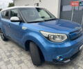 Киа Soul EV 2015 в Луцке на Automoto.ua Синий Киа Soul EV, объемом двигателя 0 л и пробегом 112 тыс. км за 11700 $, фото 5 на Automoto.ua