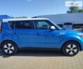 Синий Киа Soul EV, объемом двигателя 0 л и пробегом 100 тыс. км за 8800 $, фото 4 на Automoto.ua