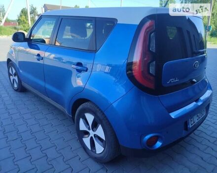 Синій Кіа Soul EV, об'ємом двигуна 0 л та пробігом 100 тис. км за 8800 $, фото 11 на Automoto.ua