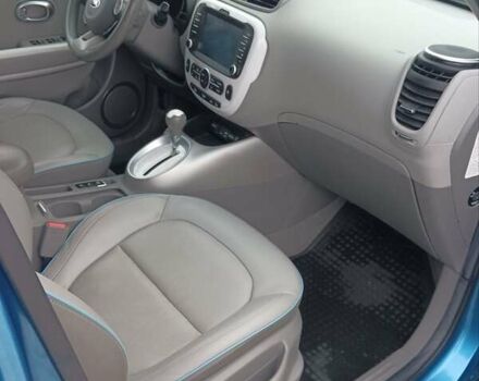 Синий Киа Soul EV, объемом двигателя 0 л и пробегом 108 тыс. км за 6700 $, фото 10 на Automoto.ua