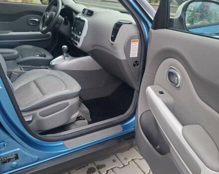 Кіа Soul EV 2016 у Дрогобичі на Automoto.ua Синій Кіа Soul EV, об'ємом двигуна 0 л та пробігом 108 тис. км за 6500 $, фото 74 на Automoto.ua