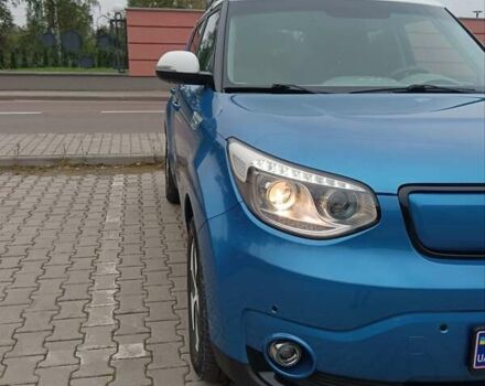 Синий Киа Soul EV, объемом двигателя 0 л и пробегом 108 тыс. км за 6700 $, фото 2 на Automoto.ua