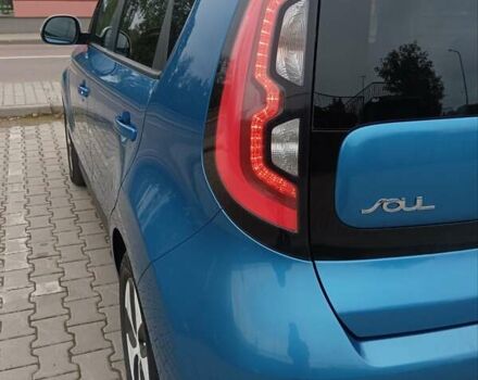 Синий Киа Soul EV, объемом двигателя 0 л и пробегом 108 тыс. км за 6700 $, фото 13 на Automoto.ua