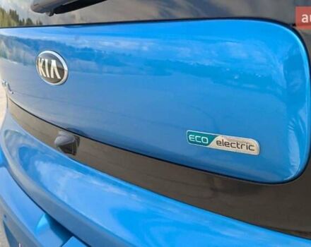 Синий Киа Soul EV, объемом двигателя 0 л и пробегом 108 тыс. км за 6700 $, фото 11 на Automoto.ua
