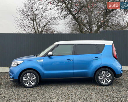 Синий Киа Soul EV, объемом двигателя 0 л и пробегом 88 тыс. км за 10700 $, фото 80 на Automoto.ua