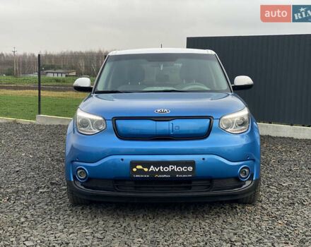 Синий Киа Soul EV, объемом двигателя 0 л и пробегом 88 тыс. км за 10700 $, фото 93 на Automoto.ua